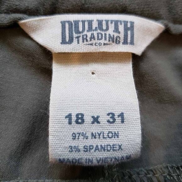 Duluth Trading Co Womens Cargo Pants Brown Size 18X31 Flat Front Straight Leg - Picture 7 of 9